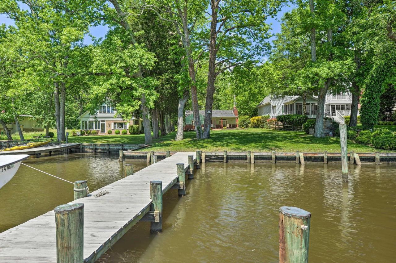 Waterfront Annapolis Home Fire Pit And Fishing Pier Exterior photo