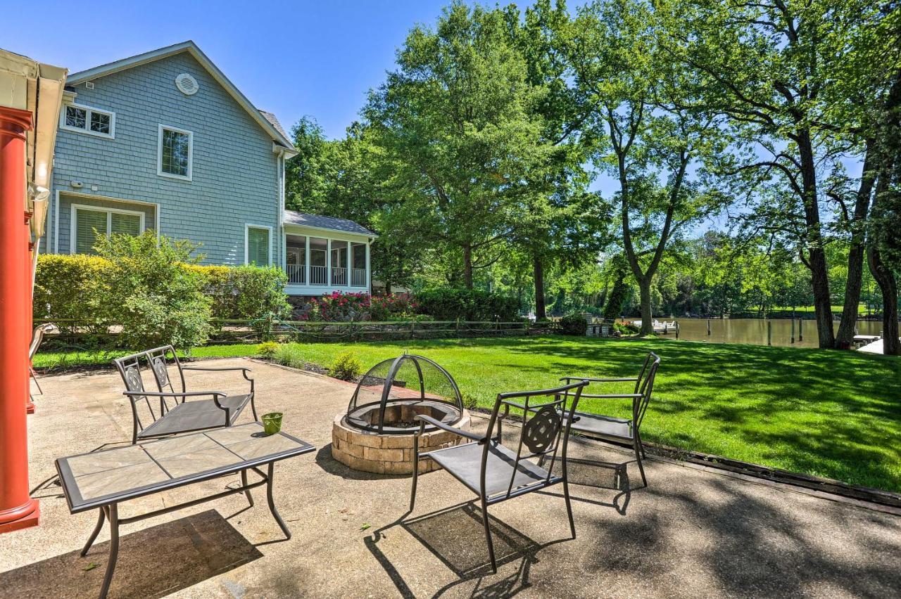 Waterfront Annapolis Home Fire Pit And Fishing Pier Exterior photo